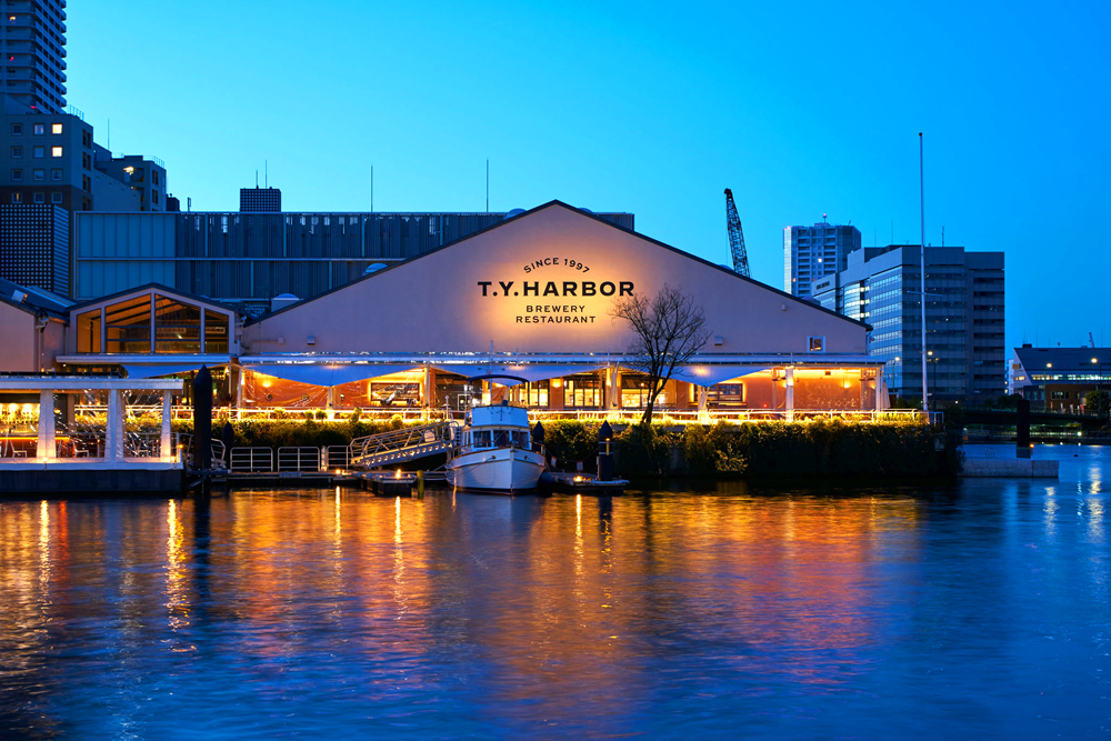 レストランであると共にビールの製造工場でもあるフラッグシップ店舗の「T.Y.HARBOR」