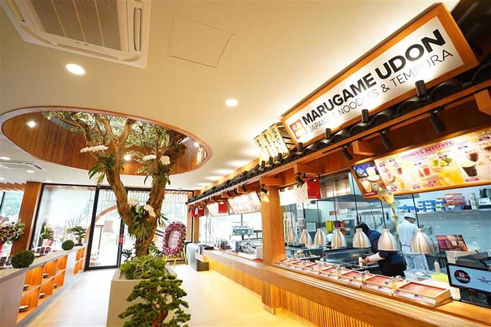 （株）トリードルホールディングス 　インドネシア100店舗目を10月14日開業。 Marugame Udon Kota Bintang