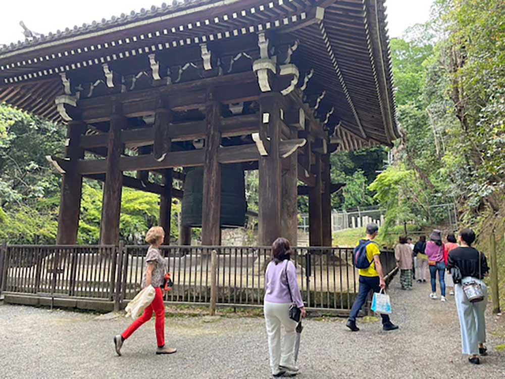 知恩院などの京都の観光地をウォーキング