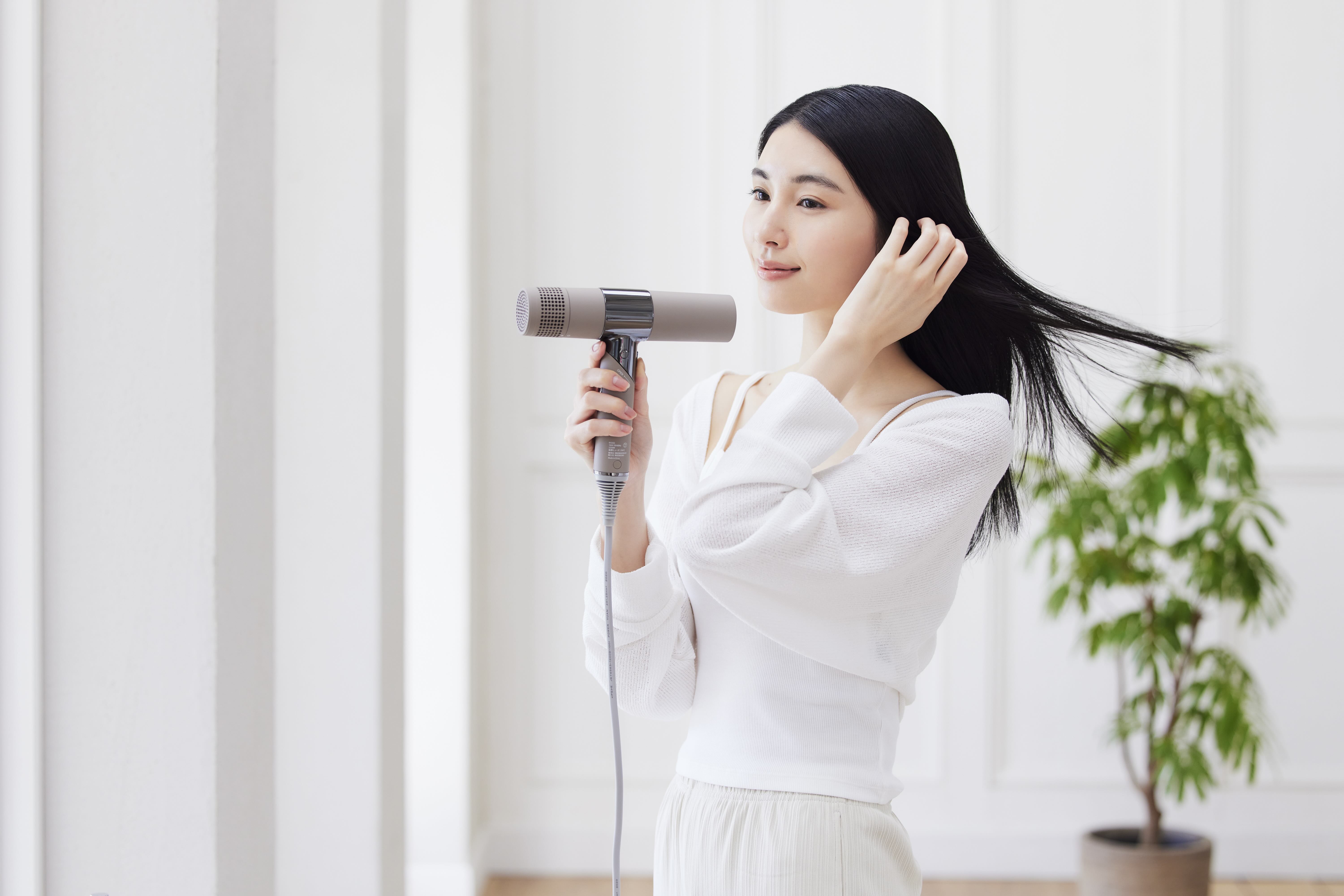 ​未来型ドライヤーで変わるホテルのゲスト体験　KINUJO Hair Dryer