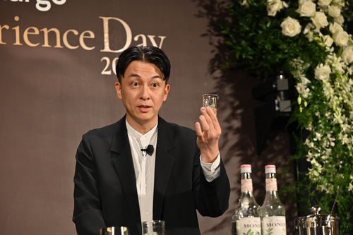 日本チャンピオンに3度輝いたバリスタ 石谷貴之氏が圧巻の実演を披露