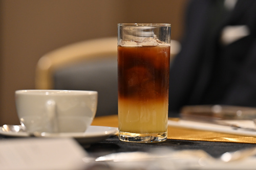 石谷氏オリジナルレシピの「Larcolada Fizz」